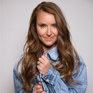 Meet your Posher, Carly